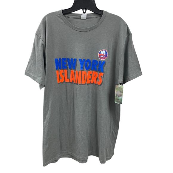 New York Islanders Hockey NHL Mens XL Hanes Short Sleeve PolyCotton Tee Shirt - Picture 1 of 4